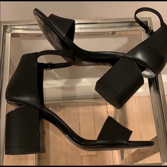Alexander Wang Abby Ankle-Strap Leather Sandals - Picture 5 of 6